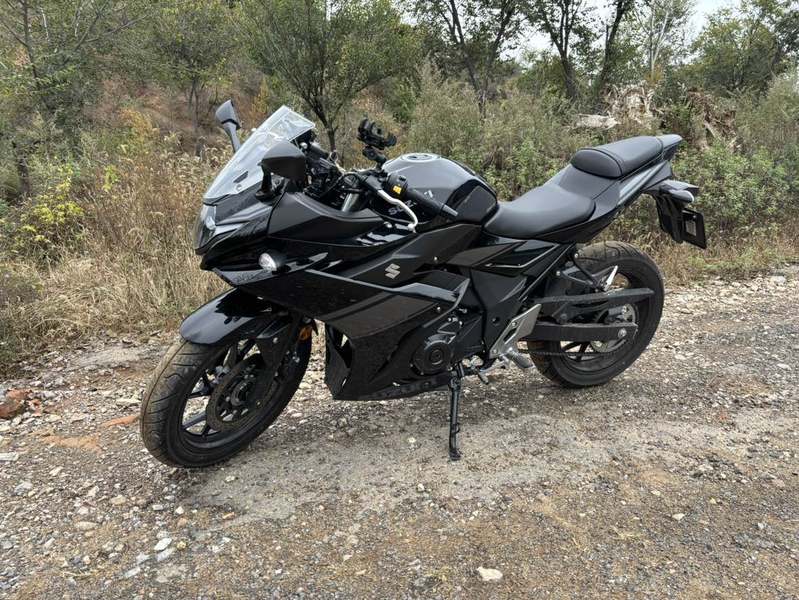 二手豪爵铃木GSX250R