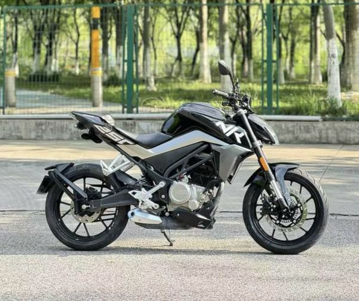 二手春风250NK