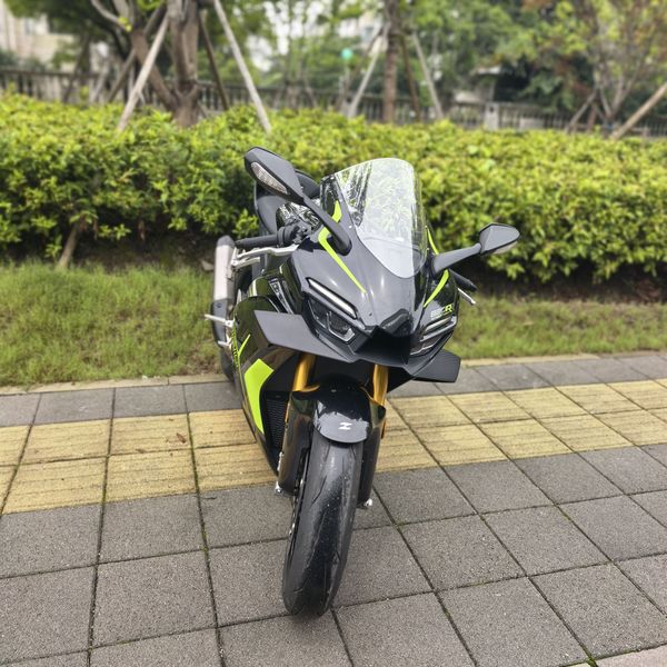 二手张雪机车820RR