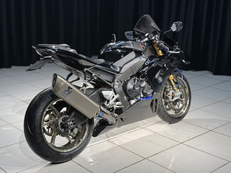 二手本田CBR 1000 RR-R