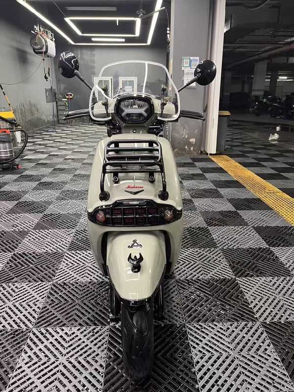二手维多利亚Sixties 250Si