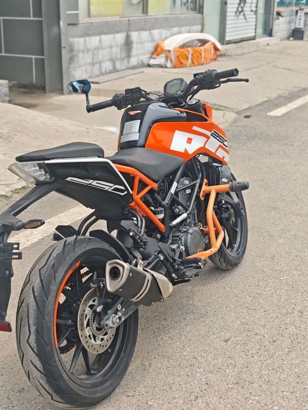 二手KTMR2R250 Duke