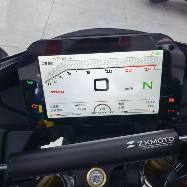 二手张雪机车820RR