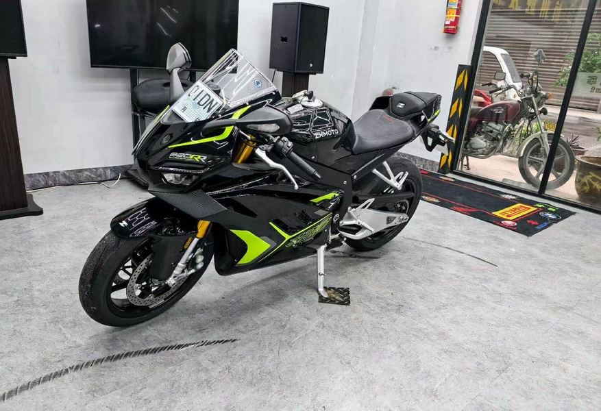 二手张雪机车820RR