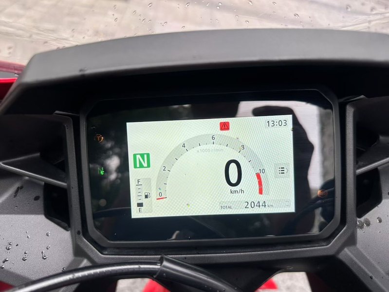 二手本田CBR400R