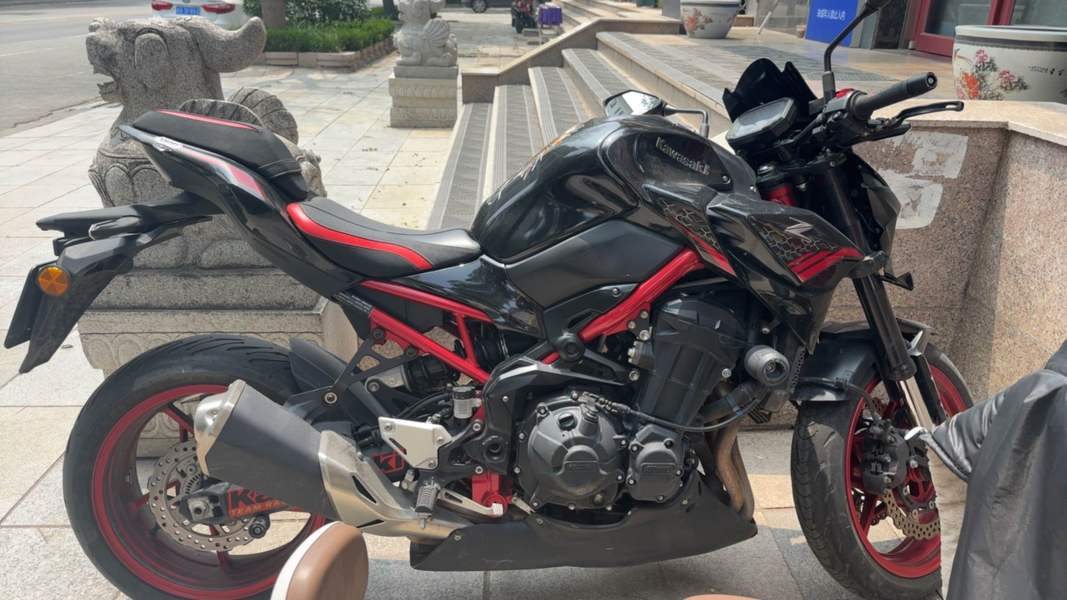 二手川崎Z900