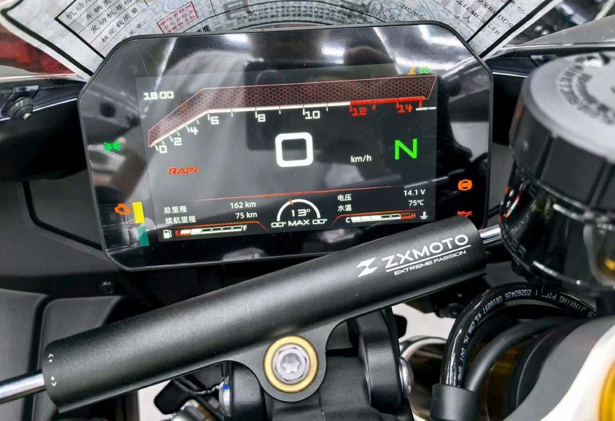 二手张雪机车820RR