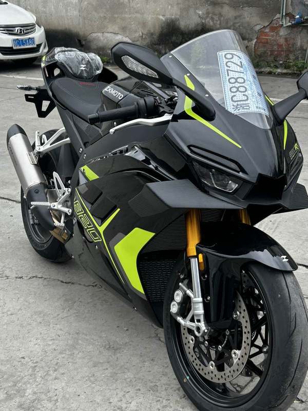 二手张雪机车820RR