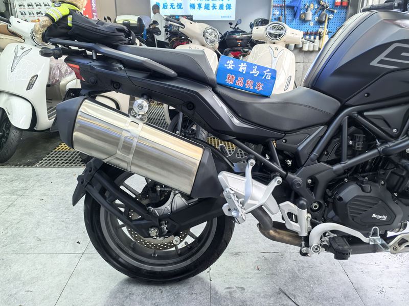 二手贝纳利TRK552