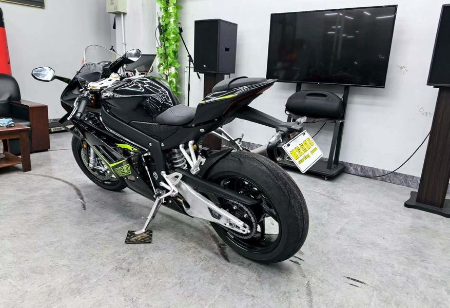 二手张雪机车820RR