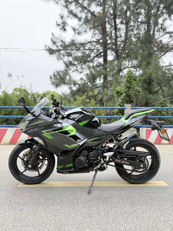 二手川崎Ninja 400