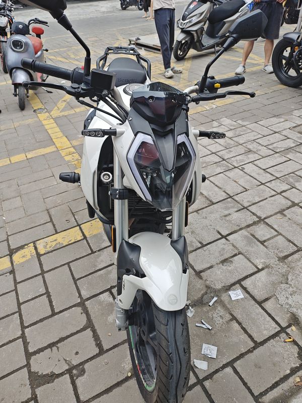 二手贝纳利小迅龙 BN150S