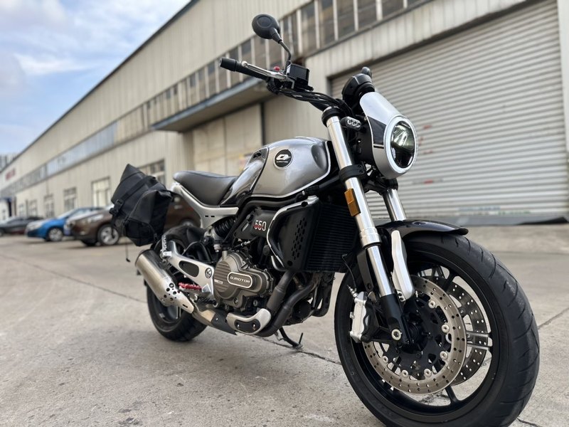 二手QJMOTOR逸550