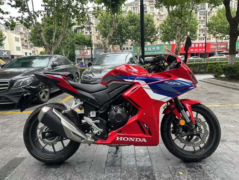 二手本田CBR400R