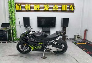 二手张雪机车820RR