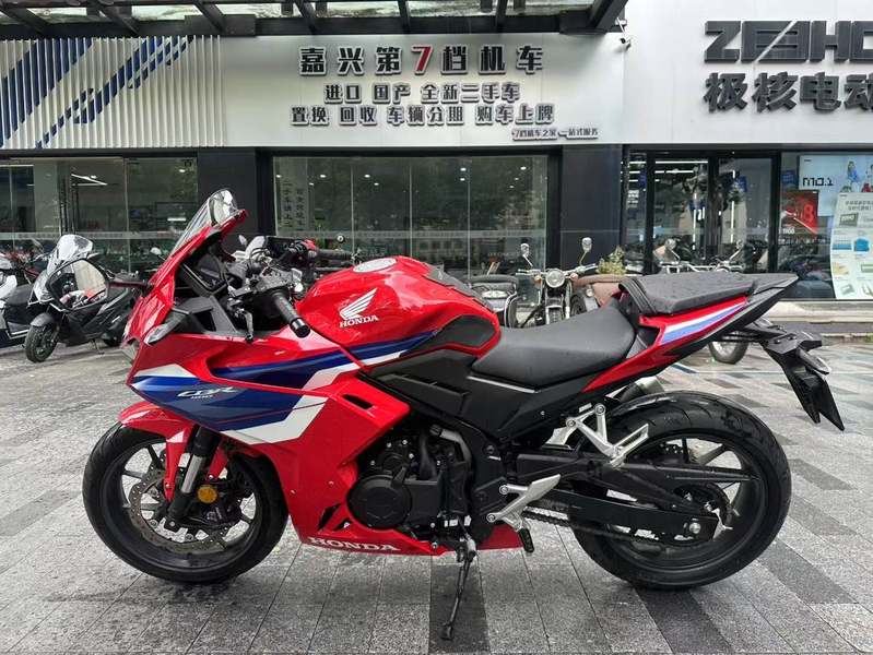 二手本田CBR400R