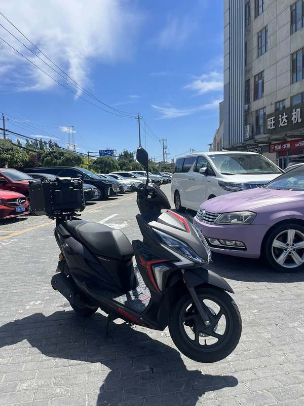 二手新大洲本田裂行 RX125Fi