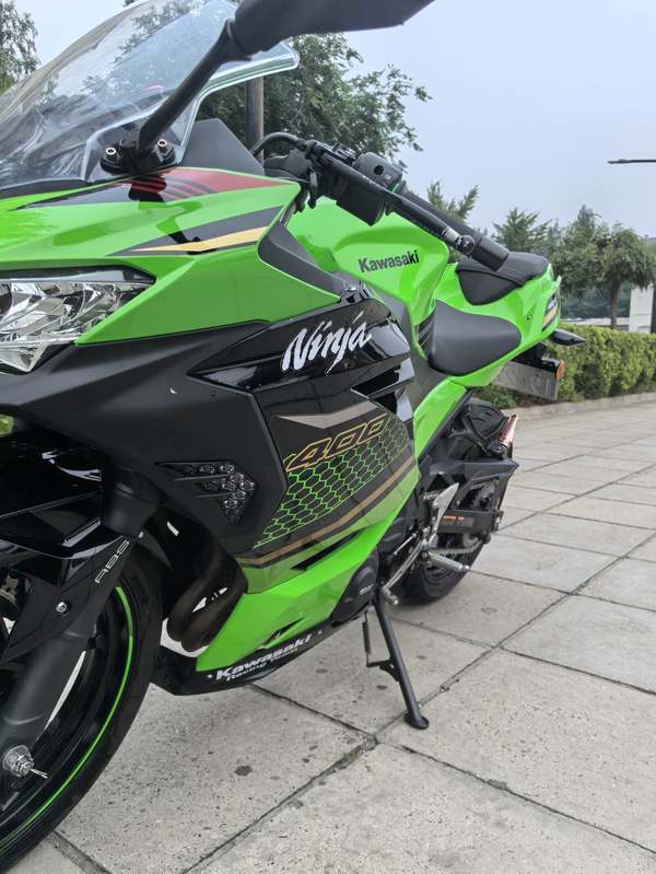 二手川崎Ninja 400