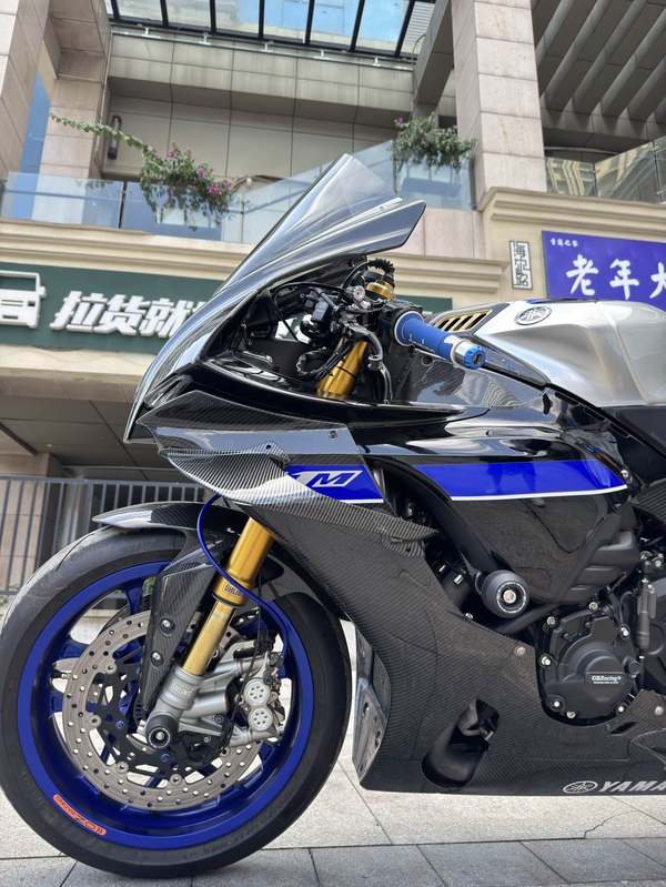 二手雅马哈YZF-R1