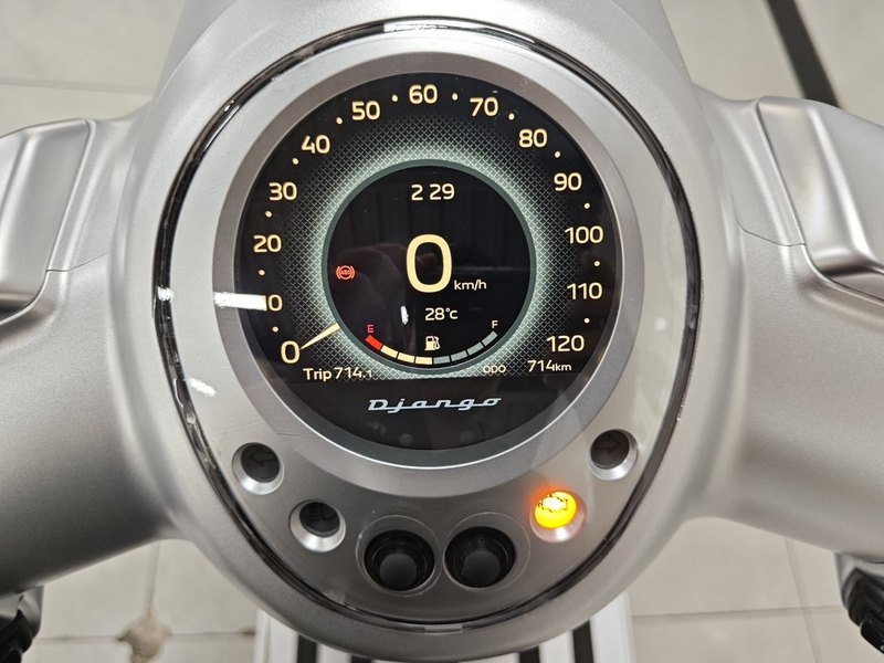 二手标致DJANGO COMPACT