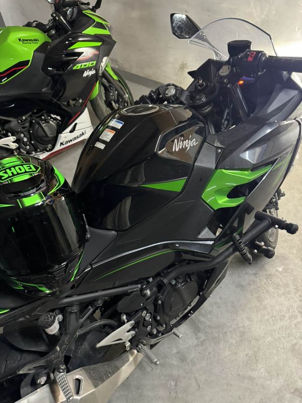 二手川崎Ninja 400