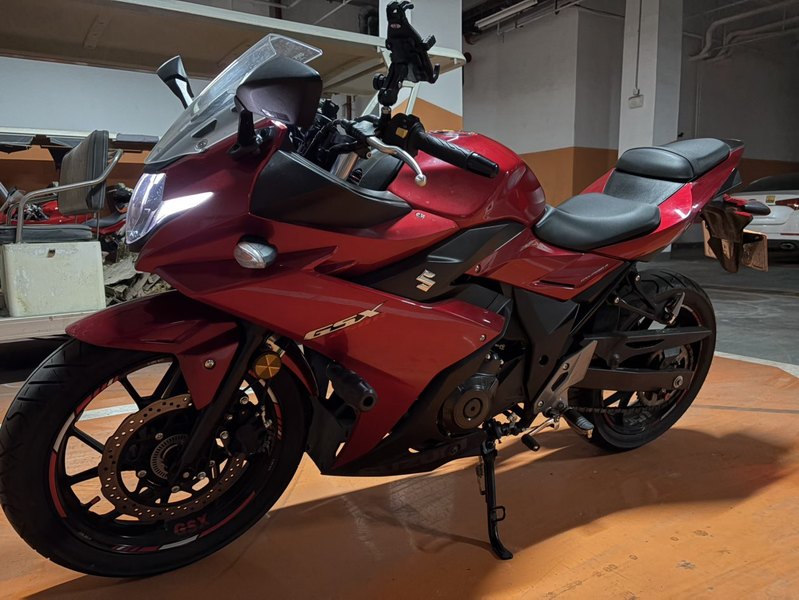二手豪爵铃木GSX250R