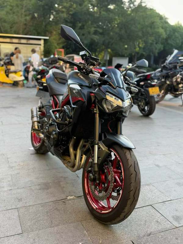 二手川崎Z900