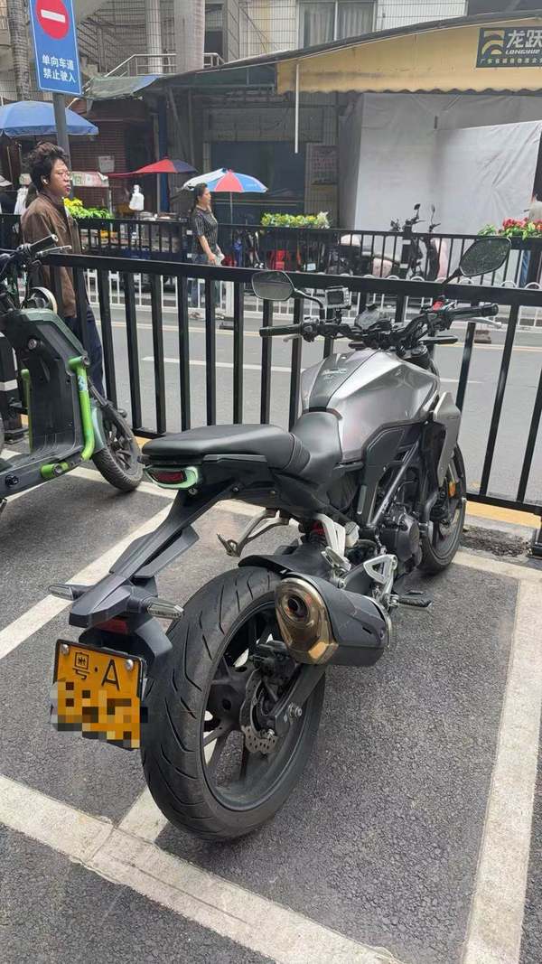 二手本田CB300R