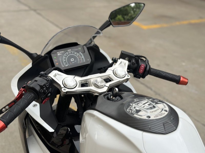 二手春风250SR