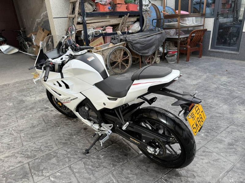二手赛科龙RC250