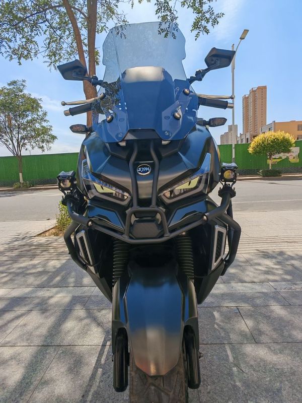 二手三阳哈士奇 Husky ADV150
