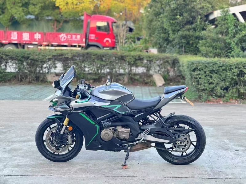 二手QJMOTOR赛600