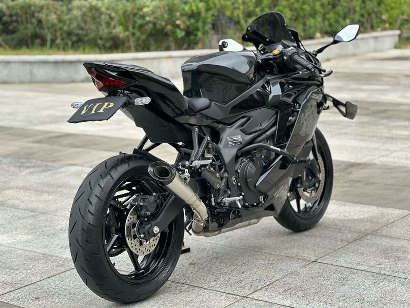 二手川崎ZX-4R