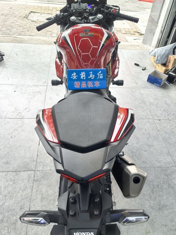 二手本田CBR400R