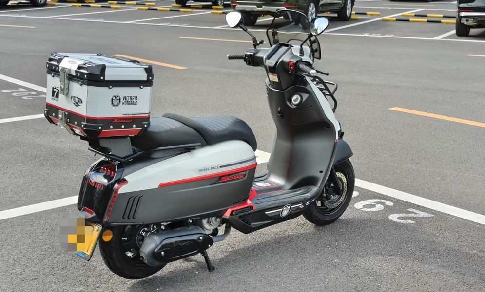 二手维多利亚Sixties 250Si