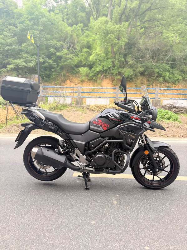 二手豪爵铃木DL250