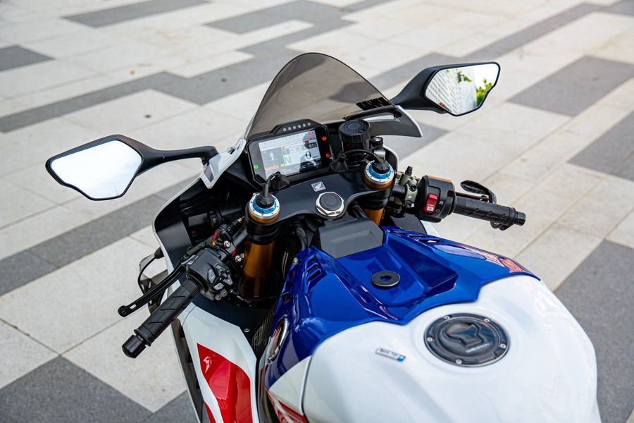 二手本田CBR 1000 RR-R