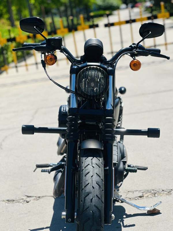 二手哈雷戴维森Iron883 硬汉