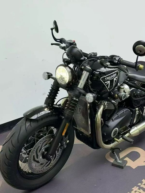 二手凯旋Bonneville Bobber