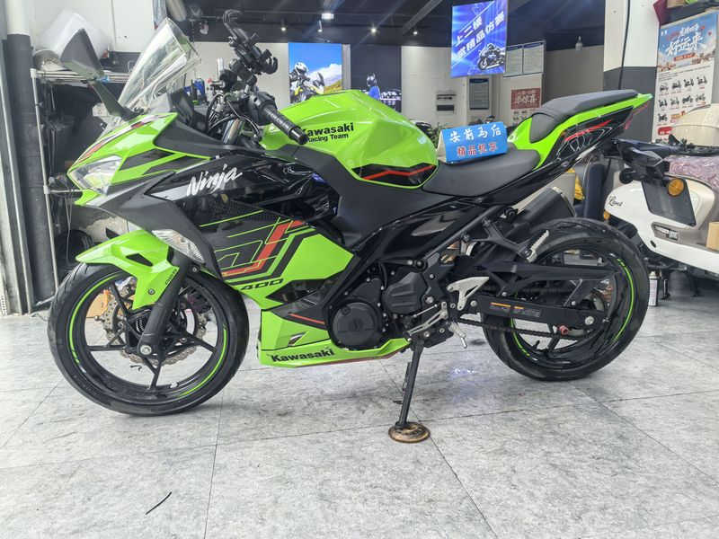 二手川崎Ninja 400