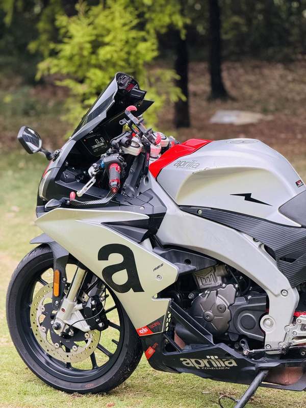 二手宗申阿普利亚GPR250R