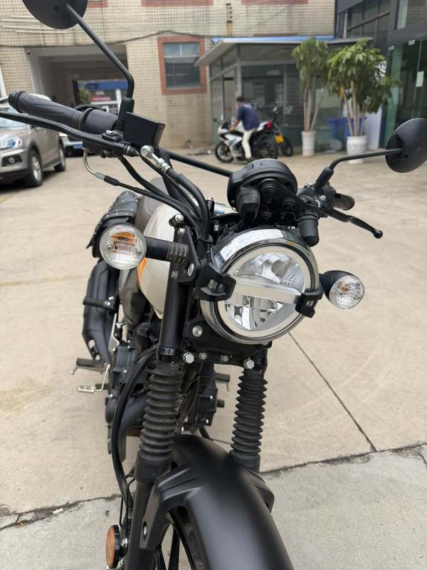 二手建设雅马哈GT150 Fazer