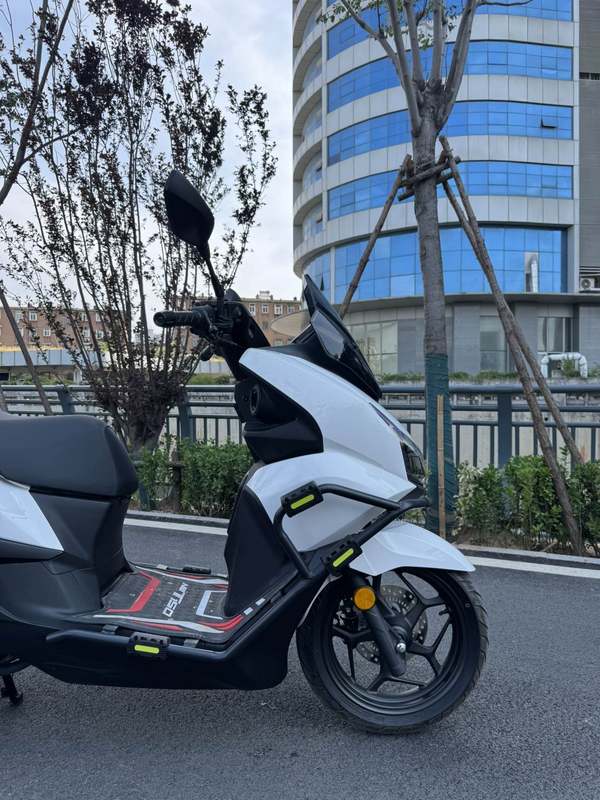 二手五羊本田NWT150