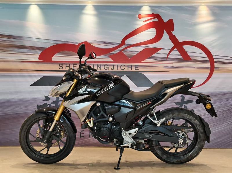二手五羊本田CB190R 暴锋眼