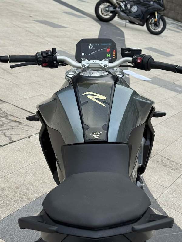 二手宝马F 900 R