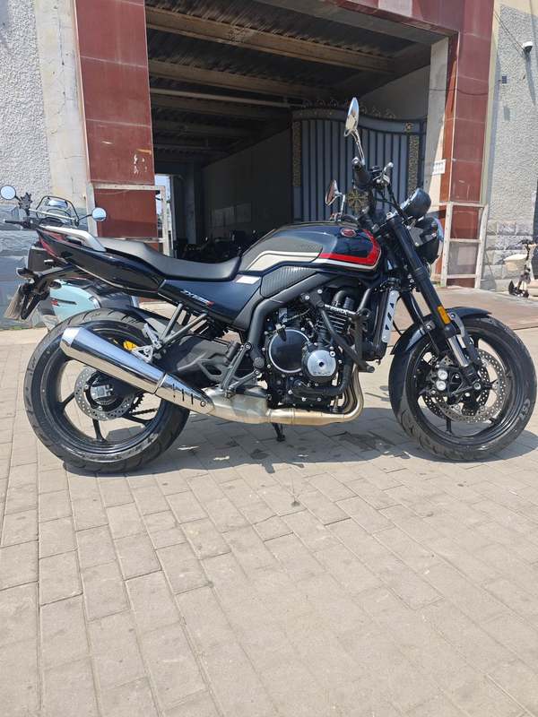 二手张雪机车500F