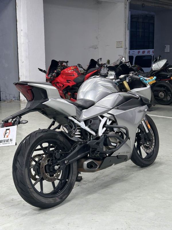 二手春风250SR
