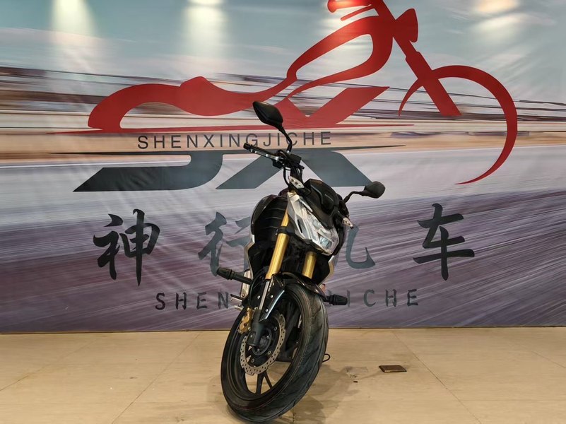 二手五羊本田CB190R 暴锋眼