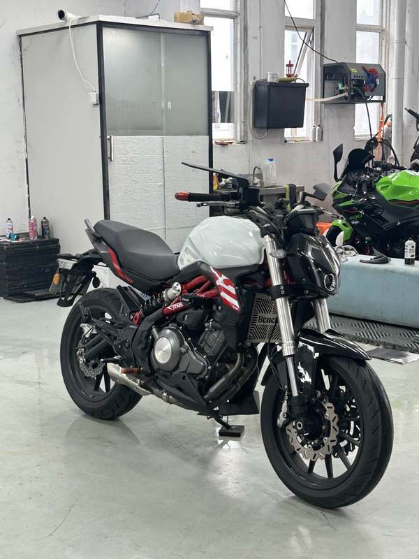 二手贝纳利蓝宝龙 BN302S