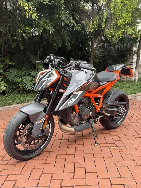 二手KTMR2R1290 Super Duke